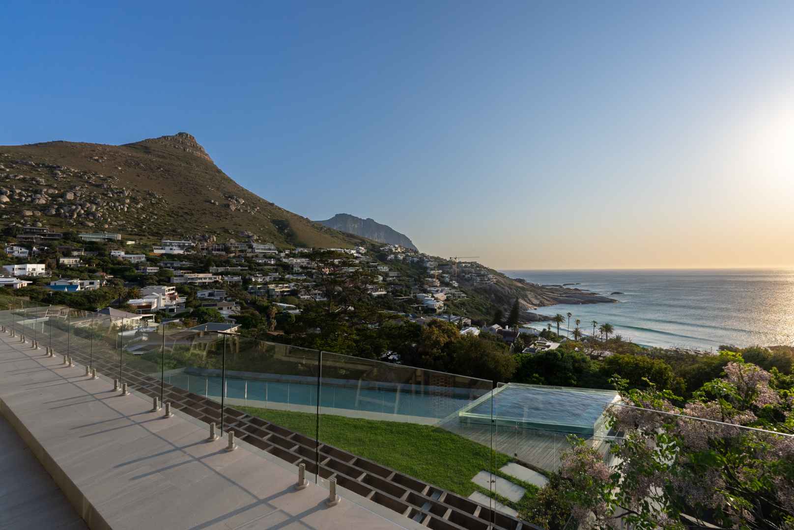 9 Bedroom Property for Sale in Llandudno Western Cape